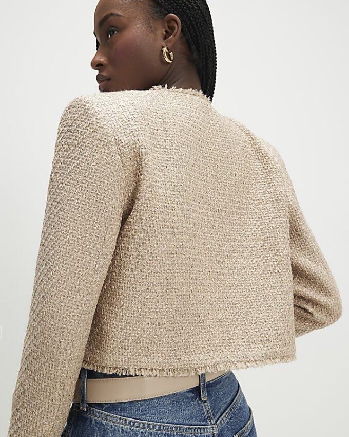 Beige boucléjacka