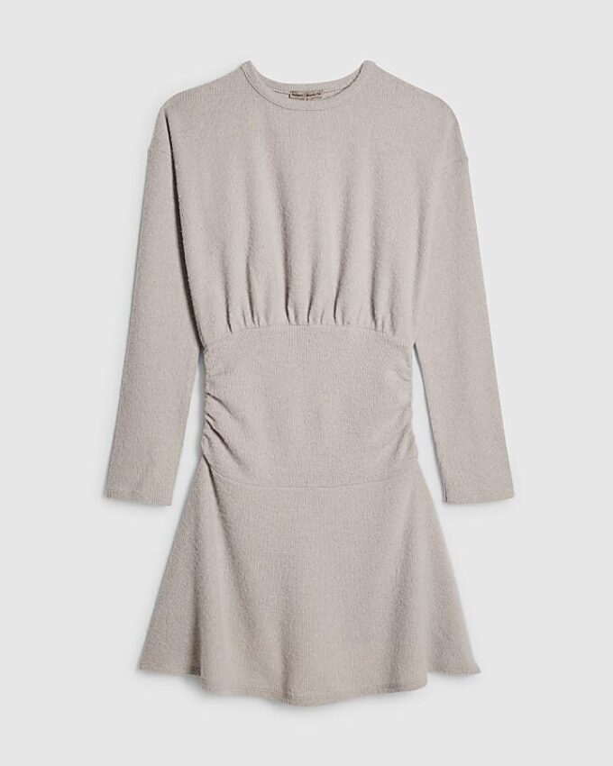 Beige Cosy långärmad miniklänning med rynkad midja