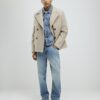 Beige dubbelknäppt peacoat