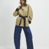 Beige kort trenchcoat med cocoonärmar