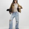 Beige kortärmad figursydd topp