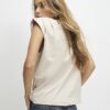 Beige kortärmad T-shirt med veckade axlar