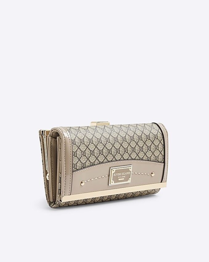 Beige lackerad RI Monogram-plånbok med paneler