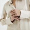 Beige långärmad slim fit-skjorta i satin