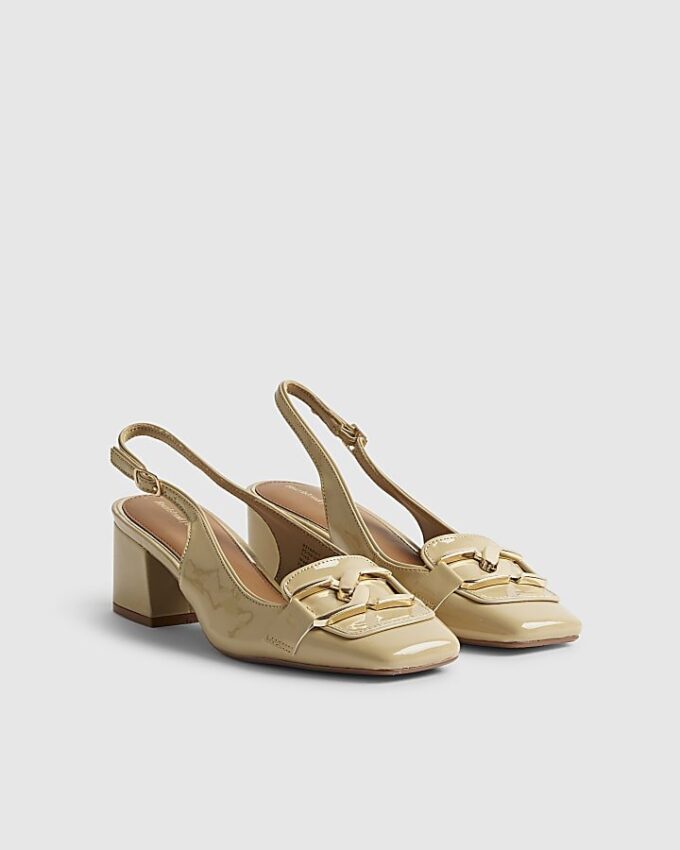 Beige loafers med spänne och slingback-klack