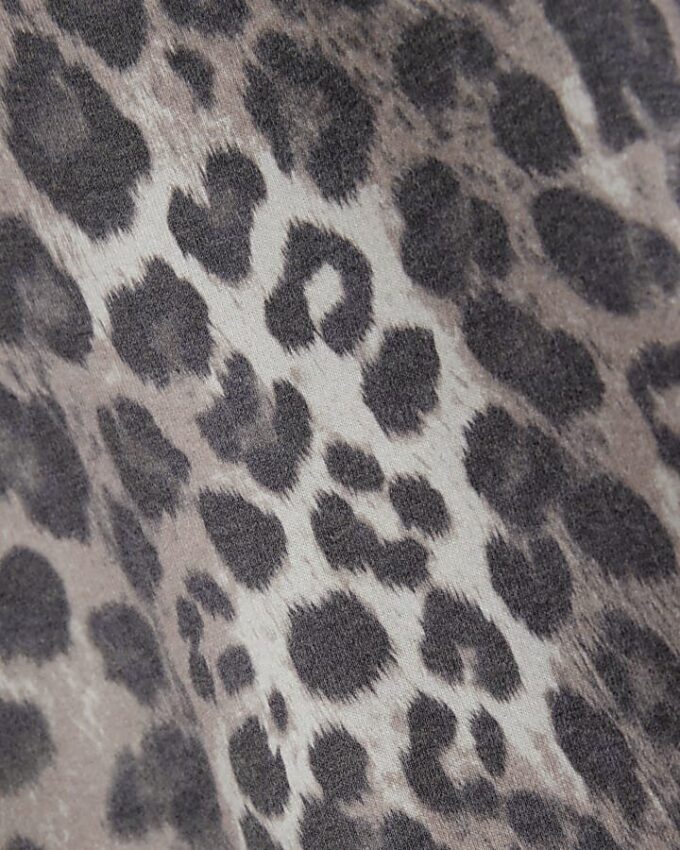 Beige miniklänning i sweatshirt med leopardmönster