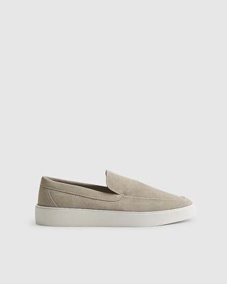 Beige mockaskor