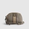 Beige monogram crossbody-väska