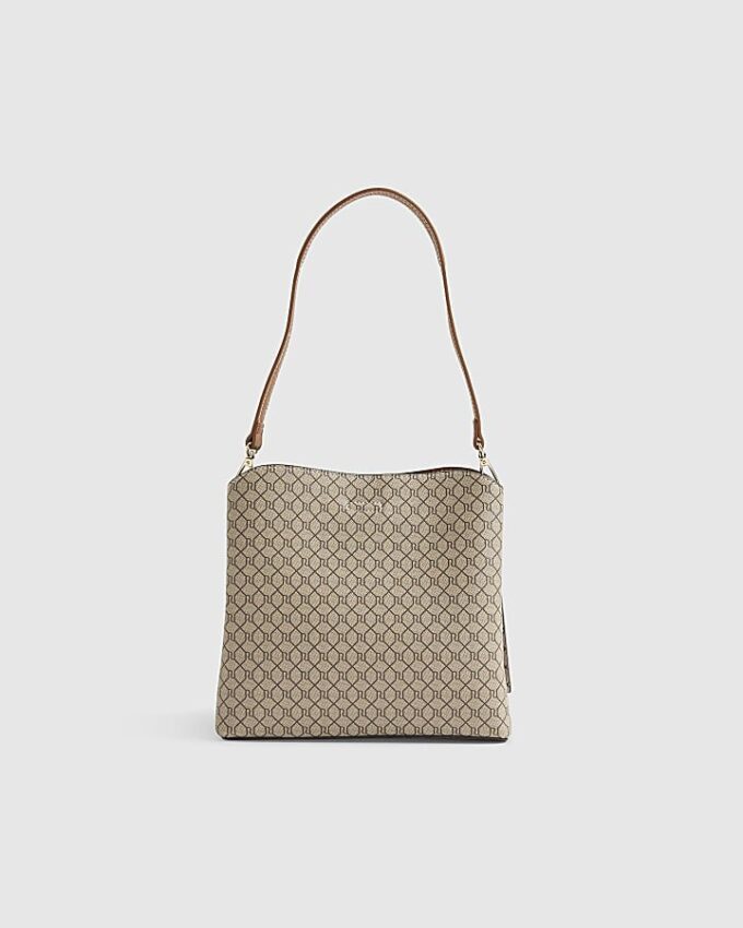 Beige monogramtryckt hinkväska