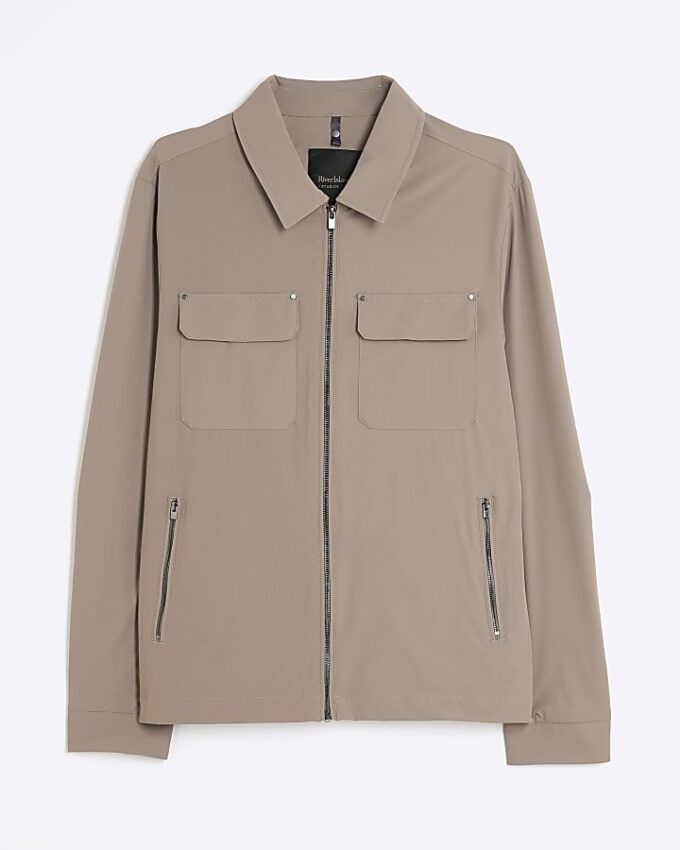Beige muskelpassad skjortjacka
