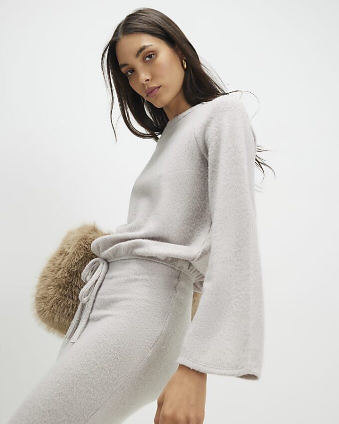 Beige mysig långärmad ribbad topp med bubbelkant