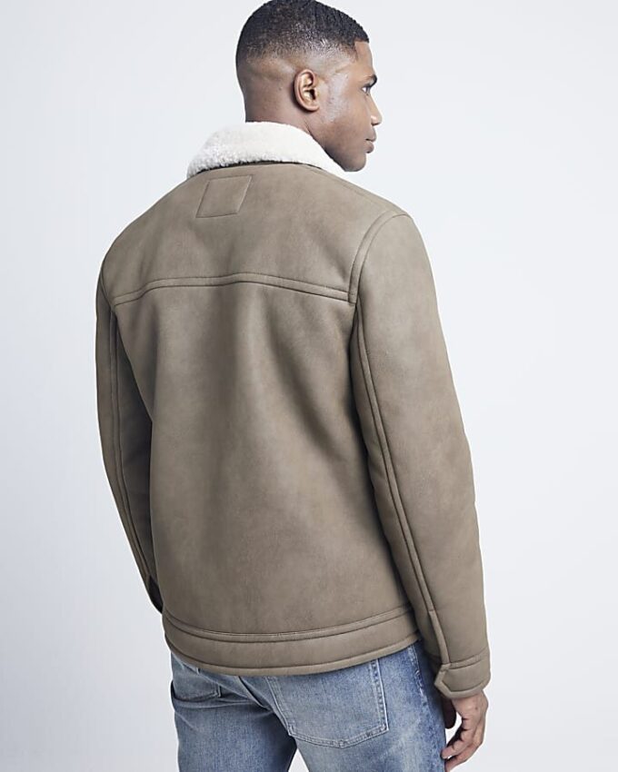 Beige nubuckjacka med normal passform