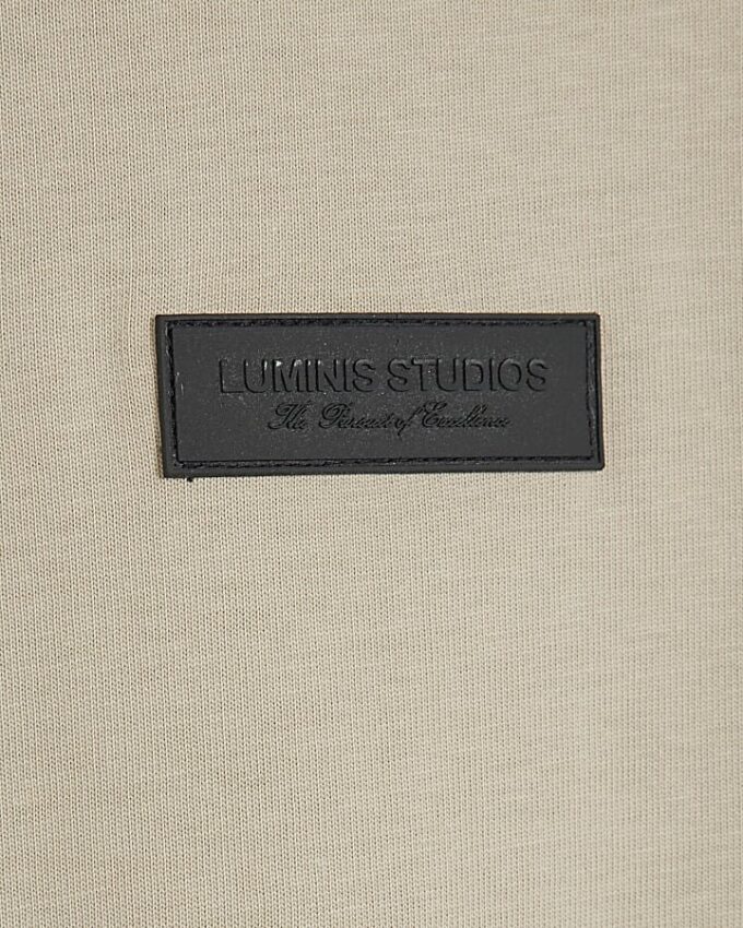 Beige oversized Luminis Studios T-shirt