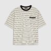Beige oversized-passformad T-shirt med randig ficka