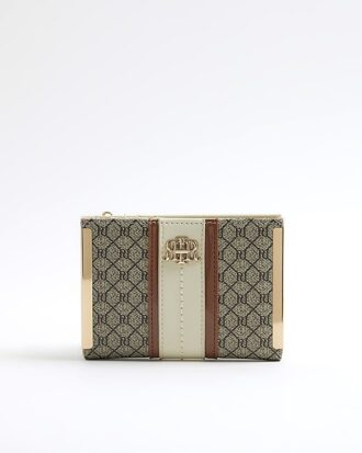 Beige plånbok med paneler och monogram