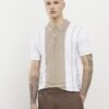 Beige polo med färgblockerade ränder