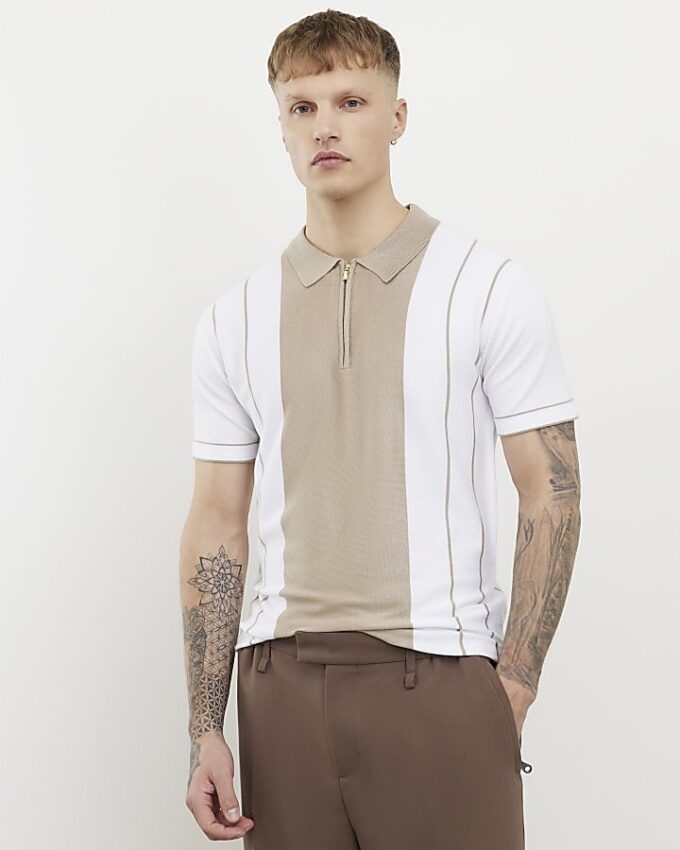 Beige polo med färgblockerade ränder
