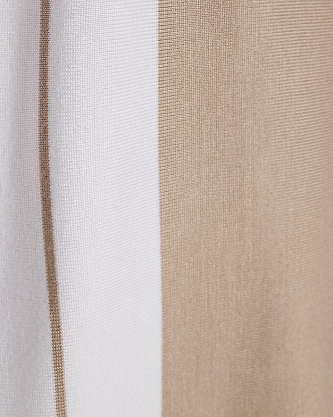 Beige polo med färgblockerade ränder