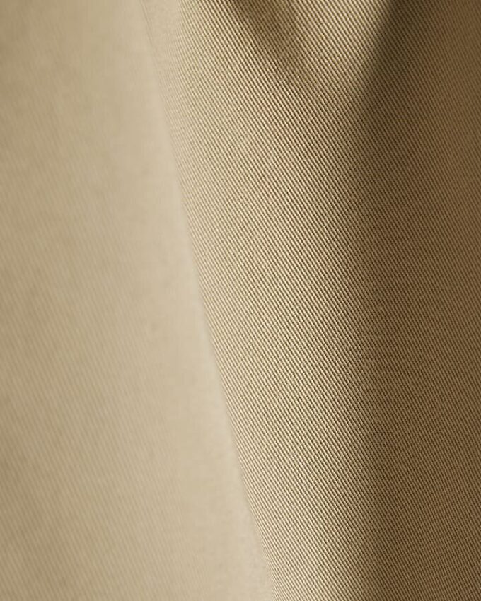 Beige raka byxor med resår Beige raka byxor med resår