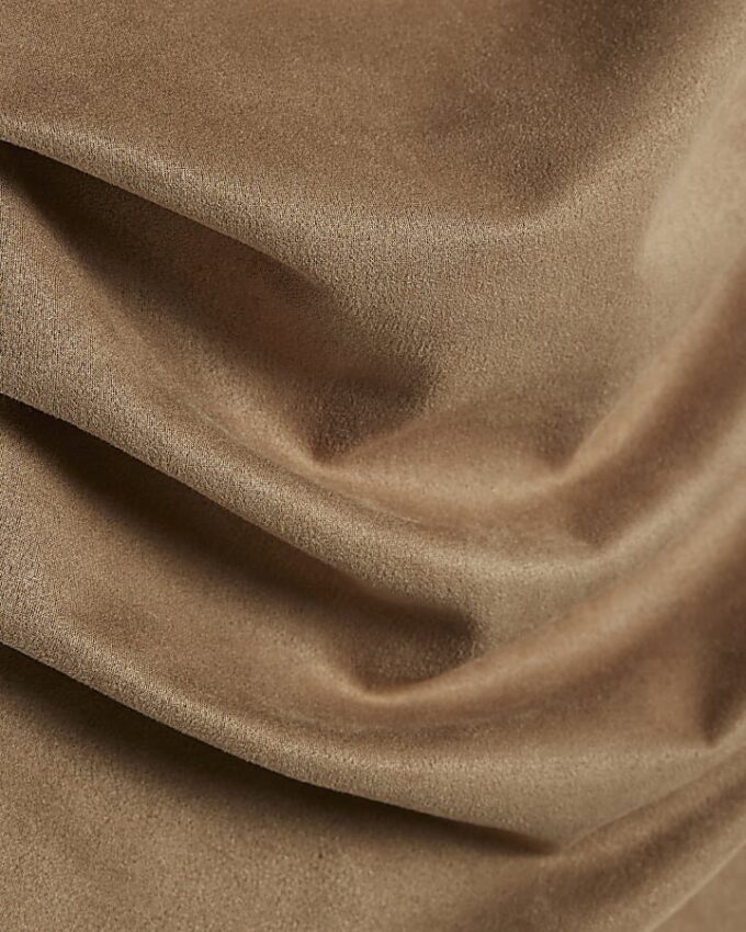 Beige ärmlös draperad topp i imitationsmocka
