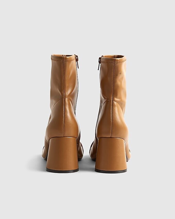 Beige rund tå Snaffle ankelskor
