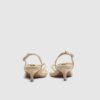 Beige sandaler med remmar och klack i mocka