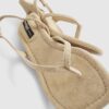 Beige sandaler med remmar och klack i mocka