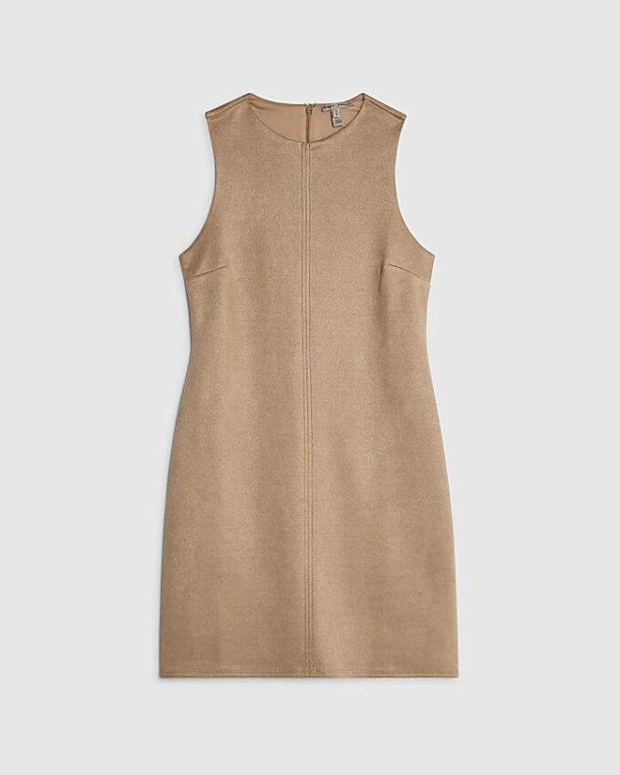 Beige shiftklänning i imitationsmocka