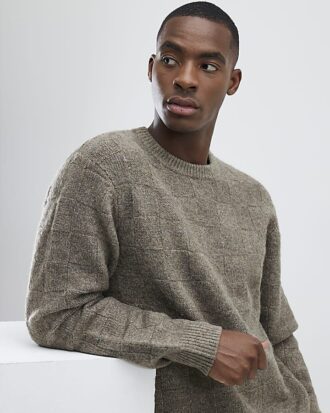 Beige slim fit stickad rutig tröja