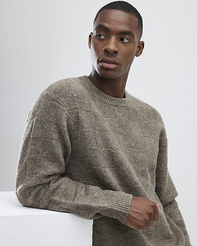 Beige slim fit stickad rutig tröja