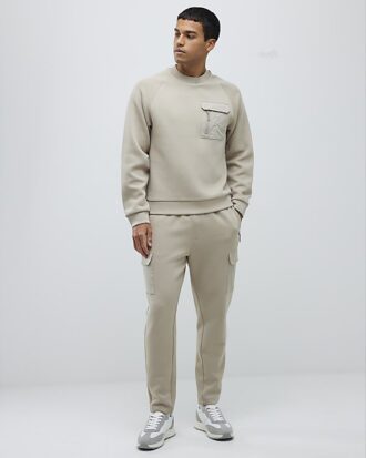 Beige slim fit-tröja i nylon