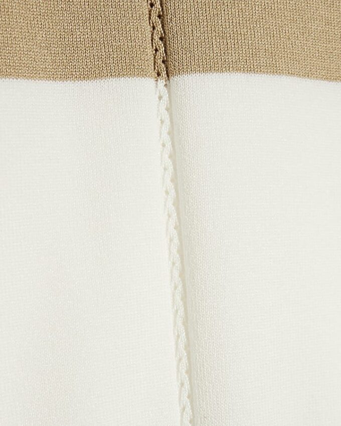 Beige stickad randig kortärmad topp