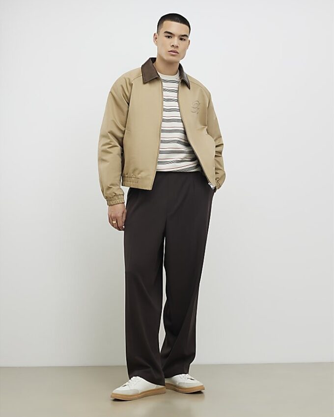 Beige stickad randig T-shirt
