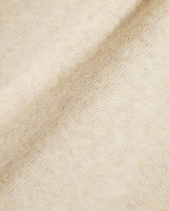 Beige stickad tröja med rund hals