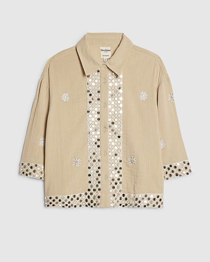 Beige strandskjorta med paljetter