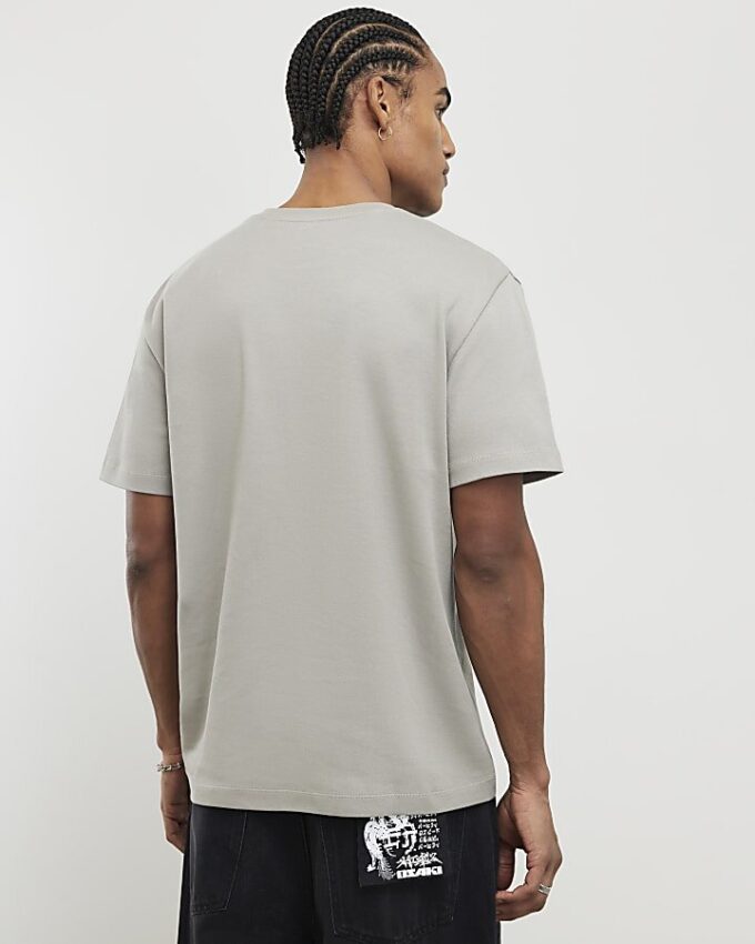 Beige T-shirt med normal passform 8