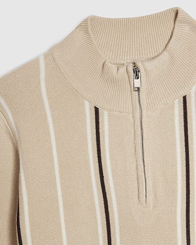 Beige tröja med trattkrage för pojkar