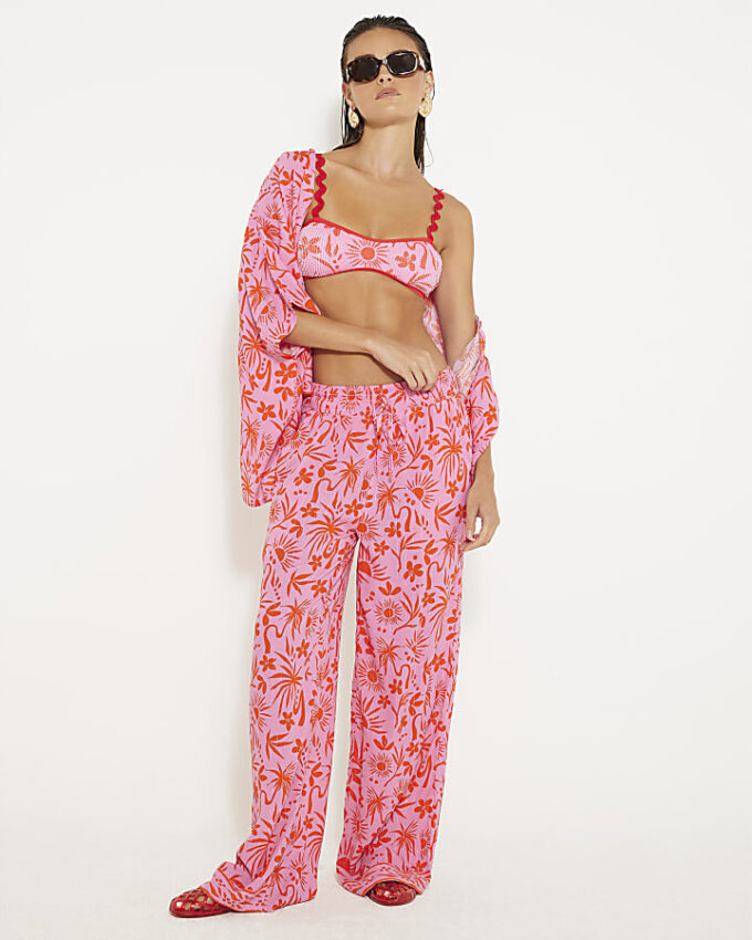 Bikinitopp med rosa blommönster