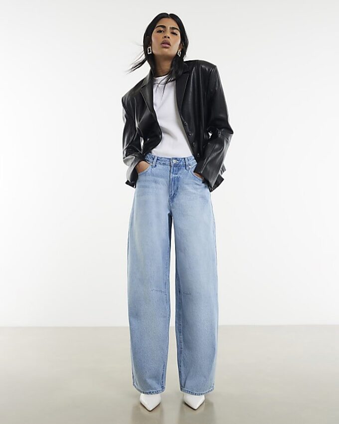 Blå baggy jeans med vida ben