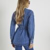 Blå denimjacka med knytning fram