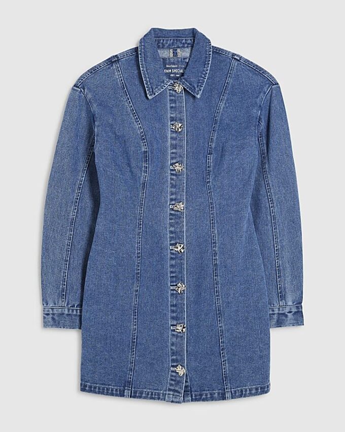 Blå denimklänning med sömmar