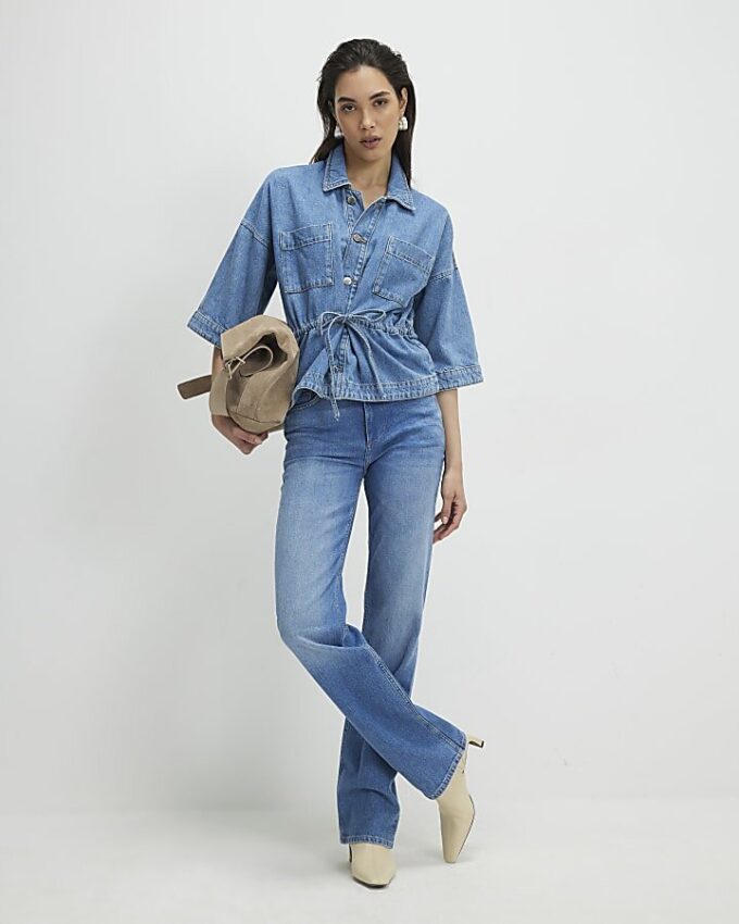 Blå denimtröja med knytning fram