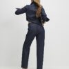 Blå jeans med avsmalnande passform