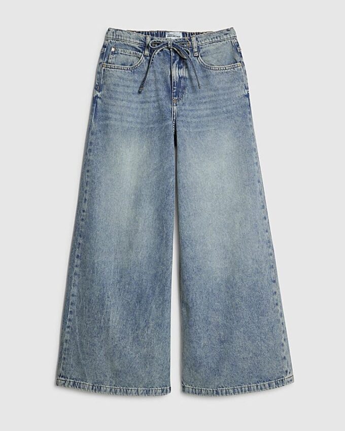 Blå jeans med dragsko och vida ben Blå jeans med dragsko och vida ben