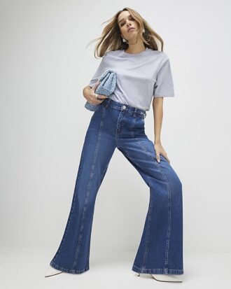 Blå jeans med hög midja och vida ben