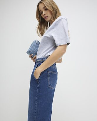 Blå jeans med hög midja och vida ben