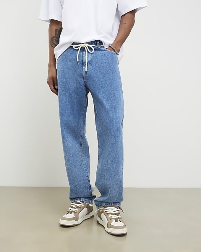 Blå jeans med lös passform