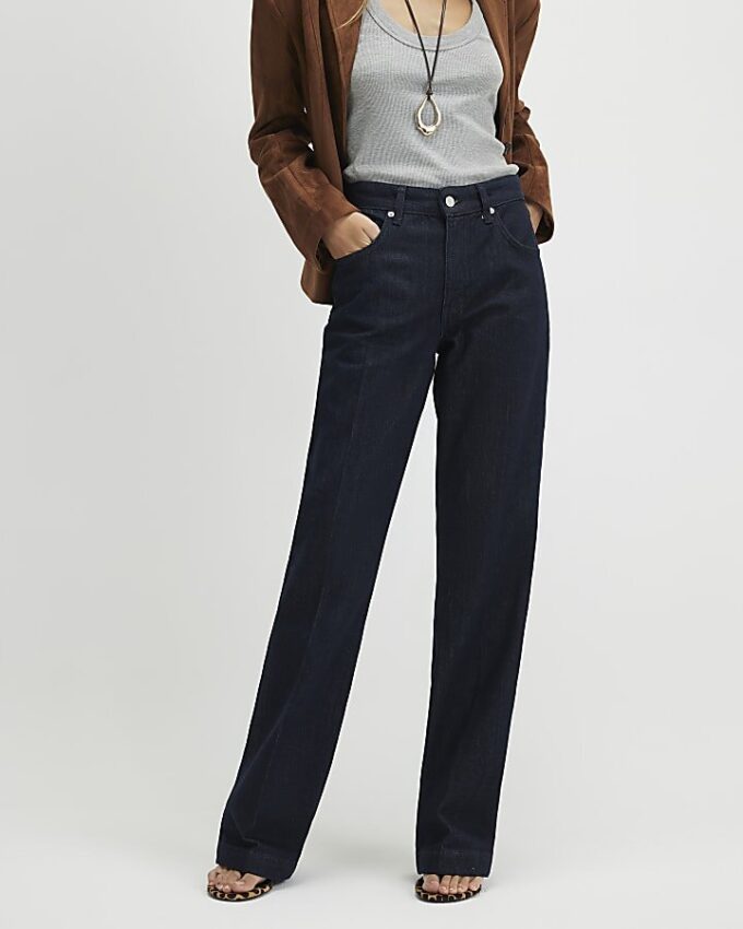 Blå jeans med medelhög midja och bootcut