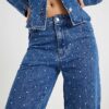 Blå jeans med rak passform och strass Blå jeans med rak passform och strass