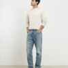Blå jeans med raka ben
